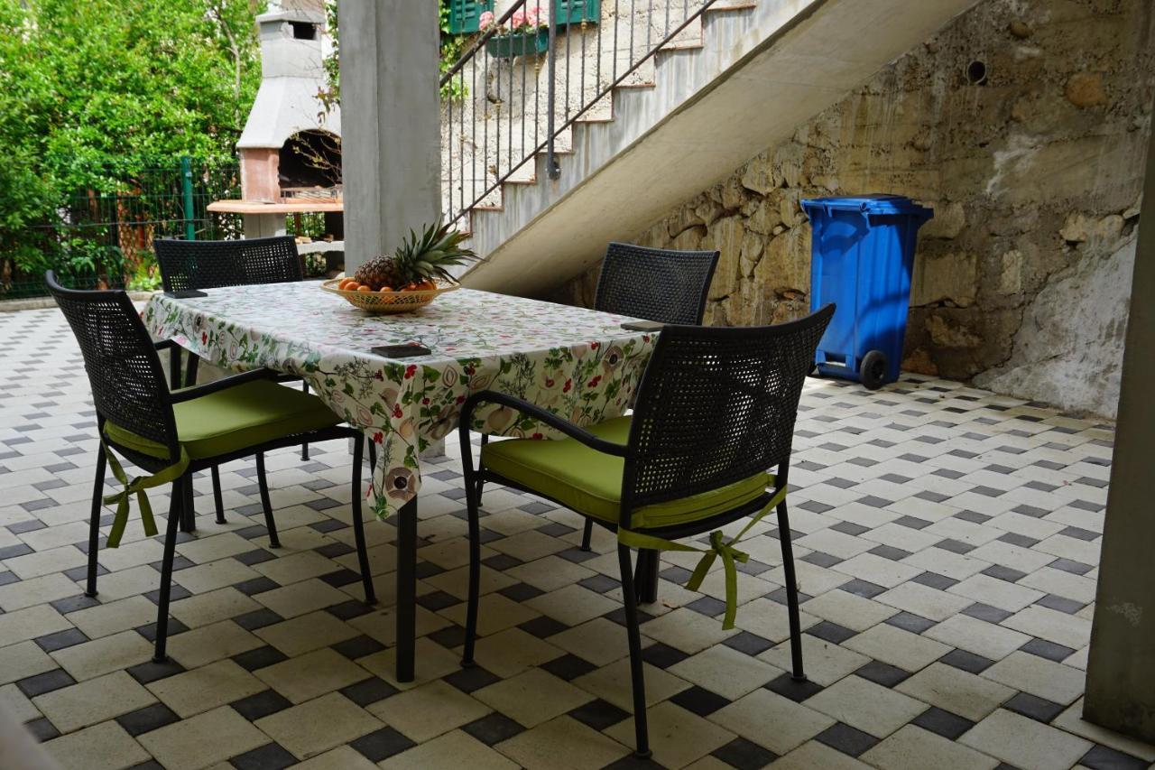 Topic Hill Apartments Сплит Екстериор снимка