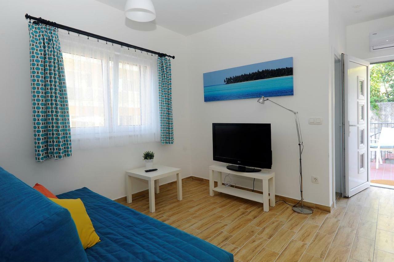 Topic Hill Apartments Сплит Екстериор снимка