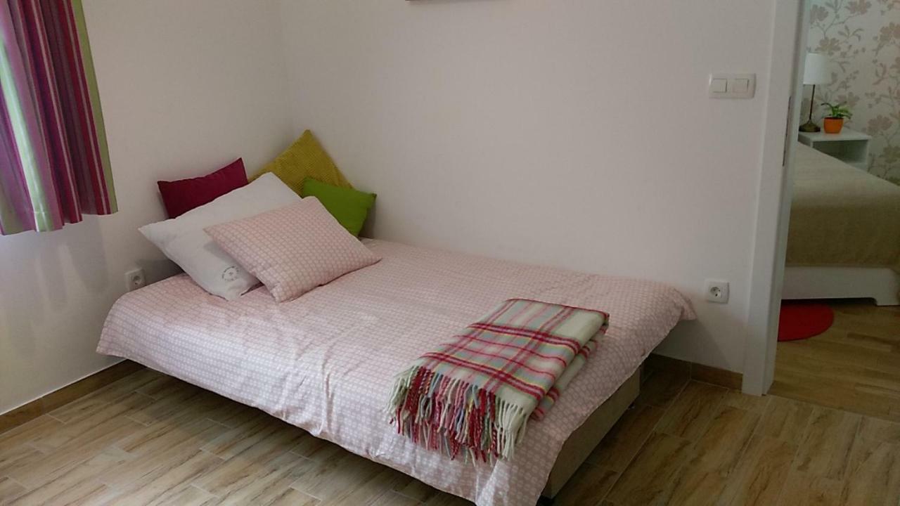 Topic Hill Apartments Сплит Екстериор снимка