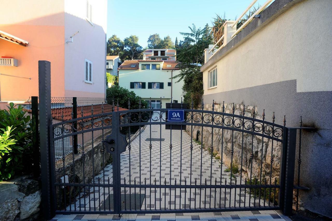 Topic Hill Apartments Сплит Екстериор снимка
